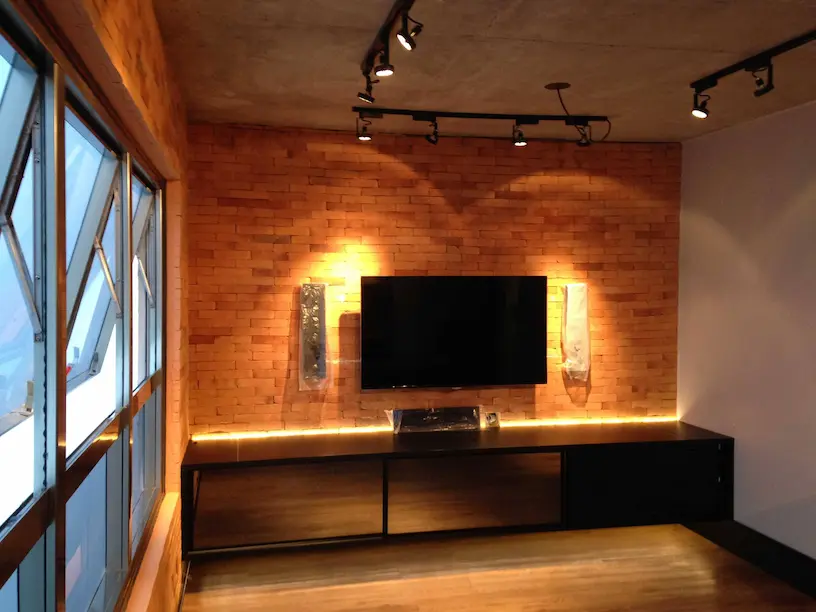 Reparo elétrico profissional - Grupo Abraão